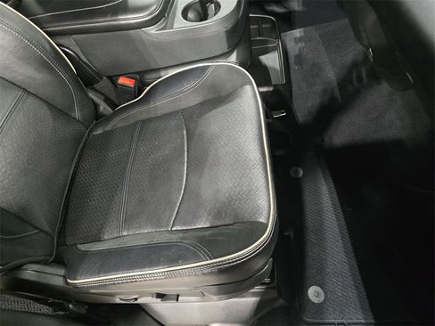 Used 2022 RAM 2500 Laramie w/ Night Edition image 10