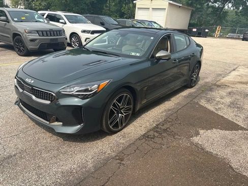 Used 2023 Kia Stinger GT2 AWD/4WD image 7