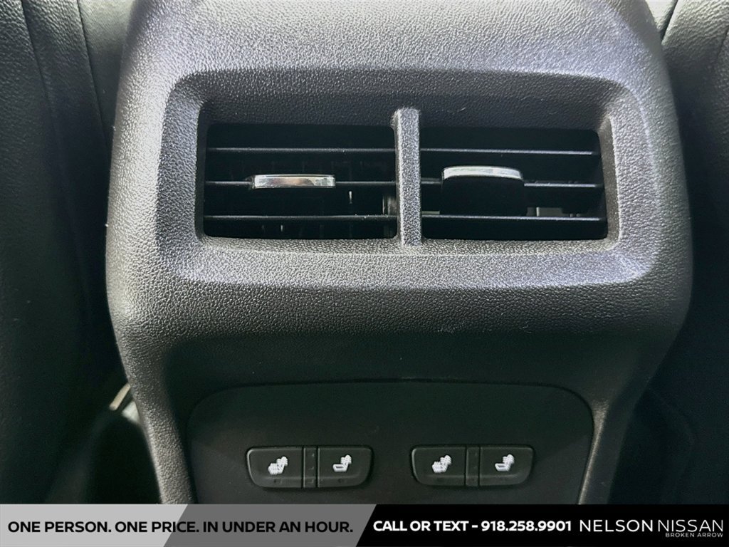 Used 2020 GMC Terrain Denali w/ Denali Premium Package AWD/4WD image 27