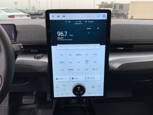 Used 2021 Ford Mustang Mach-E GT image 16