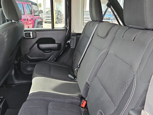 Used 2021 Jeep Wrangler Unlimited Sport AWD/4WD image 8