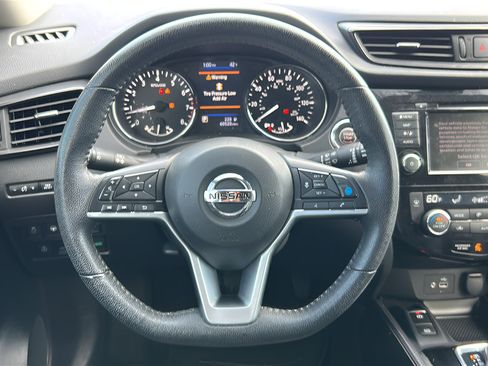 Used 2020 Nissan Rogue SL AWD/4WD image 23