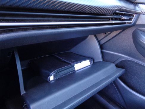 Used 2024 Volkswagen Golf R 2.0T Manual image 19