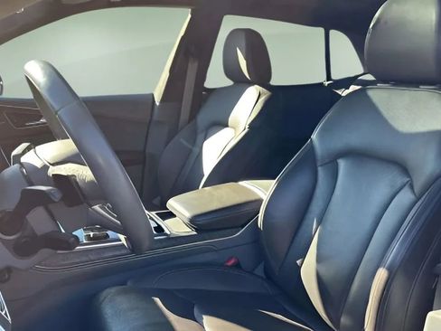 Used 2021 Audi Q8 Prestige image 27