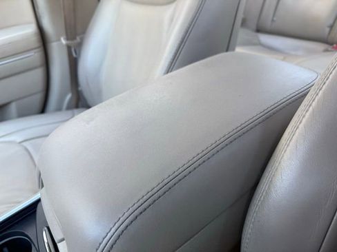 Used 2014 Chrysler 300 w/ Driver Convenience Group image 26