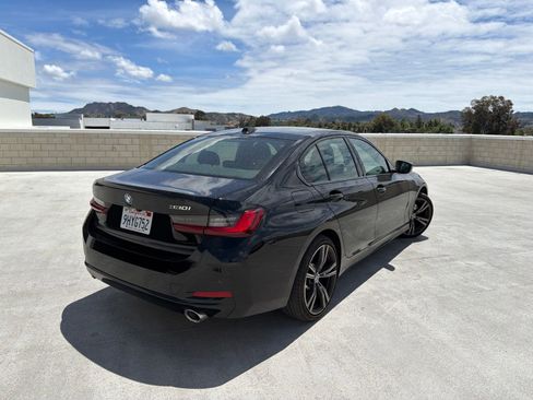 Certified 2023 BMW 330i Sedan w/ Premium Package RWD image 4
