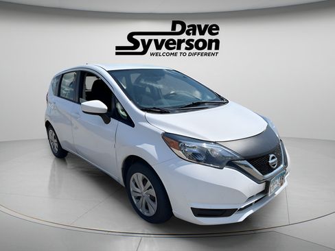 Used 2019 Nissan Versa Note SV FWD image 3