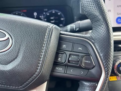 Used 2024 Toyota Tacoma TRD Off-Road w/ TRD Off Road Premium Package AWD/4WD image 26