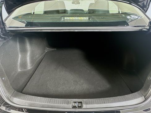 Used 2024 Toyota Corolla LE FWD image 27