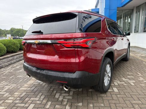 Used 2022 Chevrolet Traverse LT AWD/4WD image 5