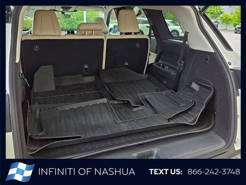 Certified 2024 INFINITI QX60 Luxe w/ Cargo Package AWD/4WD image 17