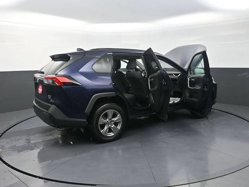 Used 2025 Toyota RAV4 XLE AWD/4WD image 45