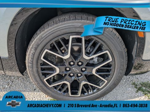 Used 2023 Chevrolet Blazer RS w/ Driver Confidence II Package FWD image 11