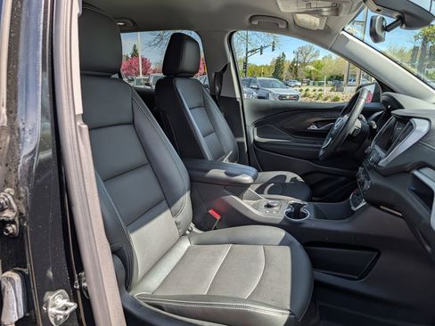 Used 2024 GMC Terrain SLT w/ Infotainment Package II AWD/4WD image 20