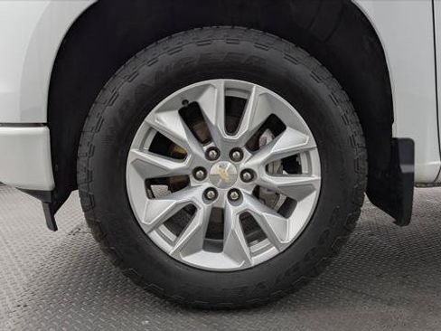 Used 2022 Chevrolet Silverado 1500 Custom RWD image 27