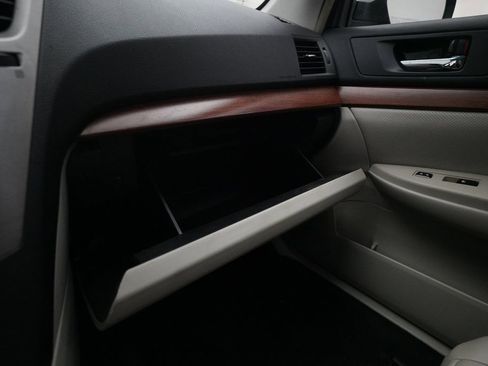 Used 2013 Subaru Outback 3.6R Limited w/ Moonroof Pkg image 30