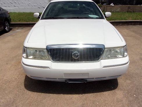 Used 2003 Mercury Grand Marquis GS RWD image 7
