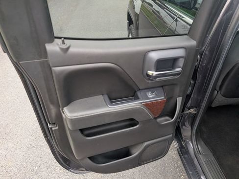 Used 2015 GMC Sierra 1500 SLE w/ SLE Value Package AWD/4WD image 12