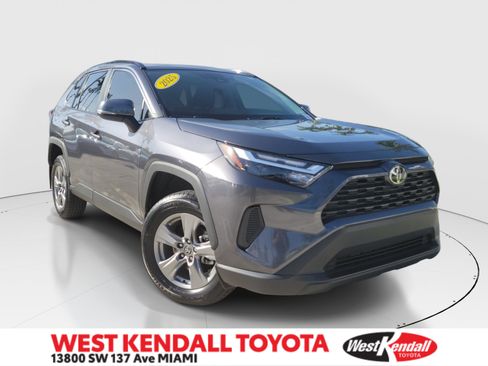 Used 2025 Toyota RAV4 XLE w/ Convenience Package FWD image 1