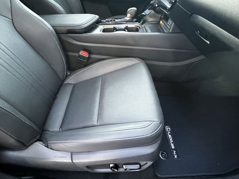 Used 2023 Lexus NX 250 250 Premium image 44
