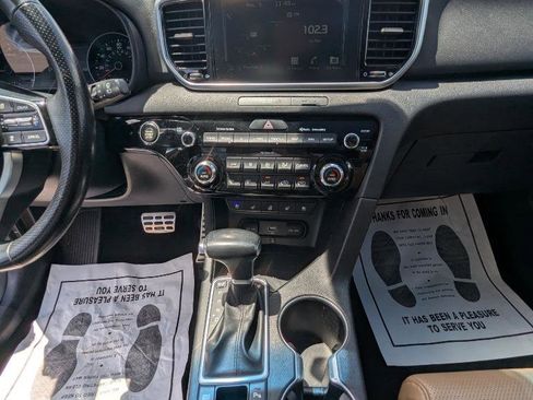 Used 2021 Kia Sportage SX image 16