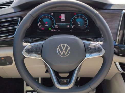 New 2026 Volkswagen Atlas SEL Premium R-Line image 9