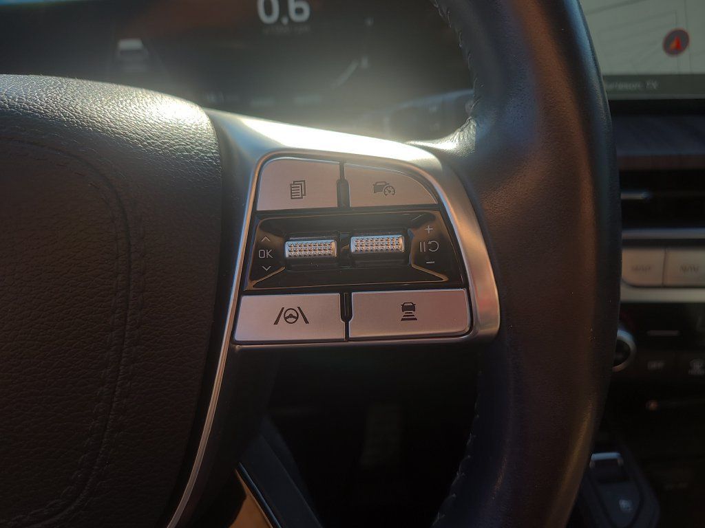 Used 2023 Kia Telluride SX FWD image 31