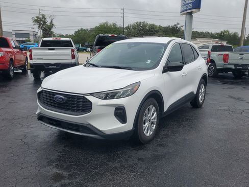 Used 2023 Ford Escape Active image 3