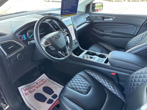 Certified 2023 Ford Edge Titanium AWD/4WD image 22