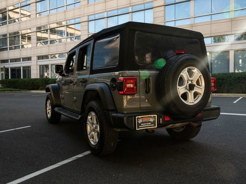 Used 2020 Jeep Wrangler Unlimited Sport S AWD/4WD image 5