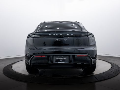 New 2025 Porsche Macan 4S Electric image 6