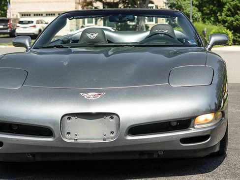Used 2003 Chevrolet Corvette Convertible w/ Preferred Equipment Group1 RWD image 60