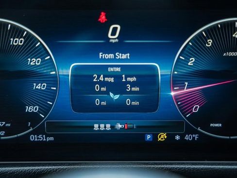 Certified 2025 Mercedes-Benz GLB 250 4MATIC image 41