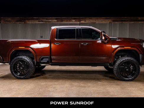 Used 2024 GMC Sierra 2500 Denali Ultimate image 11