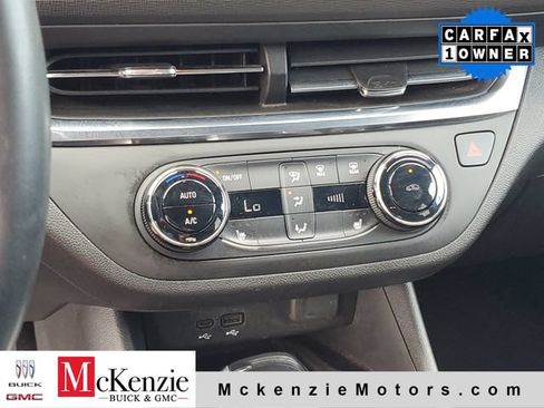 Used 2024 Buick Envista Preferred w/ Convenience I Package FWD image 18