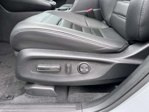 Certified 2026 Honda CR-V EX-L image 11