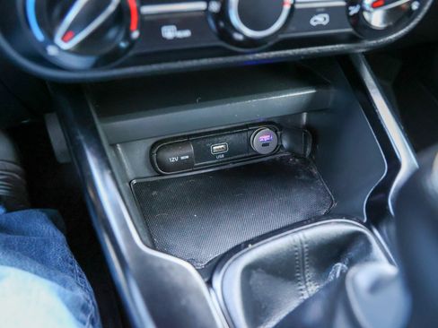Used 2020 Kia Soul LX FWD image 22