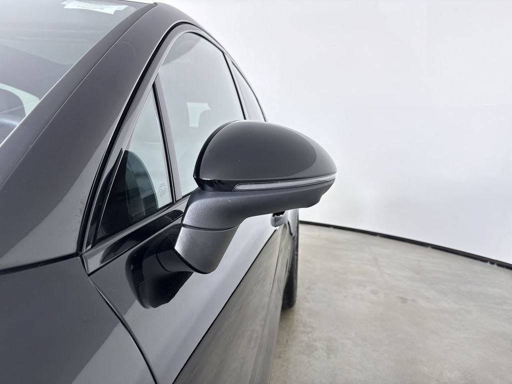 Certified 2024 Porsche Cayenne Coupe AWD/4WD image 12