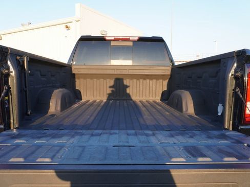 Used 2021 GMC Sierra 1500 SLT image 28