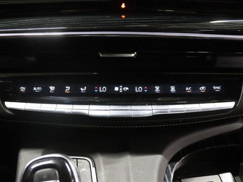 Used 2021 Cadillac Escalade Sport w/ Driver Assist Tech Package image 38