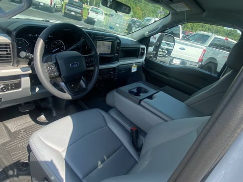 New 2026 Ford F350 XL w/ XL Chrome Package AWD/4WD image 15