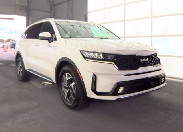 Certified 2023 Kia Sorento EX FWD image 2