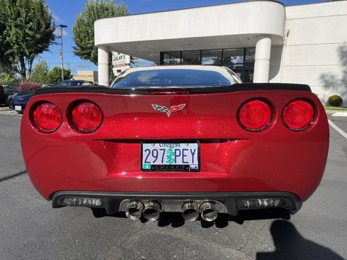 Used 2010 Chevrolet Corvette Grand Sport w/ Preferred Equipment Group RWD image 4