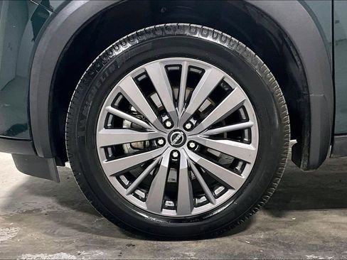 Used 2023 Nissan Pathfinder SL w/ SL Premium Package image 11