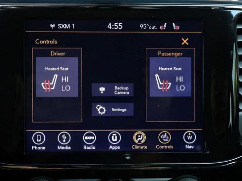 Used 2019 Jeep Grand Cherokee Laredo w/ Laredo X Package RWD image 25