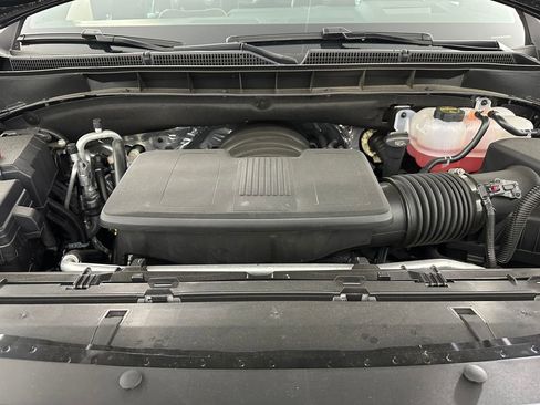 Used 2025 GMC Yukon XL Denali Ultimate AWD/4WD image 36
