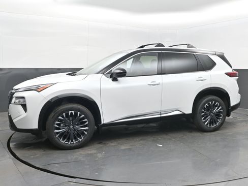 New 2026 Nissan Rogue Platinum w/ Platinum Premium Package image 4