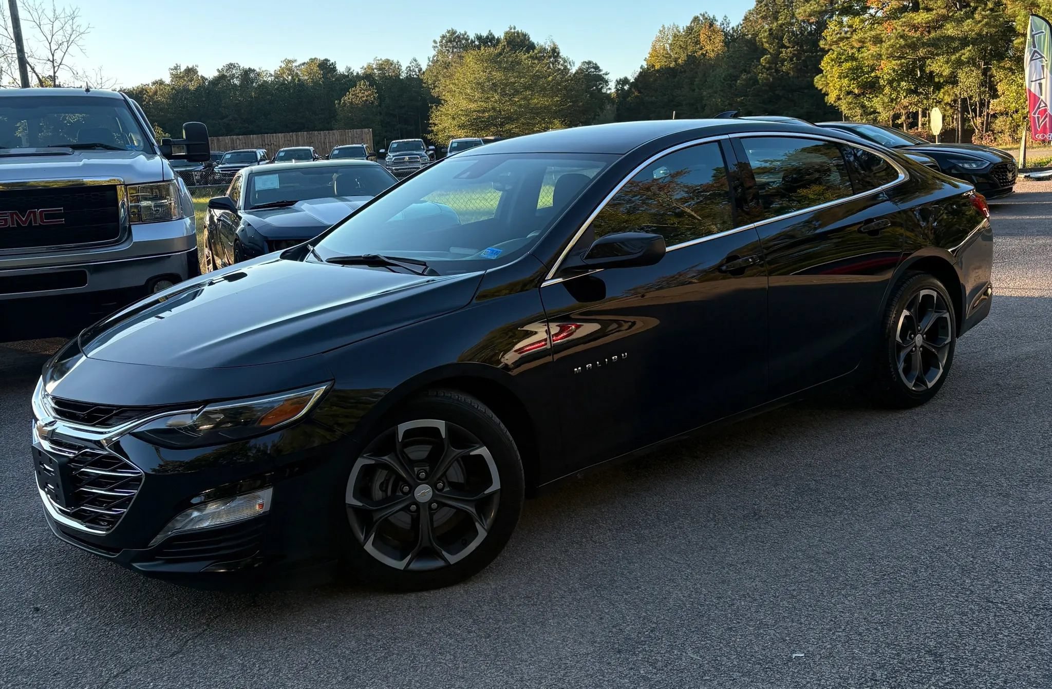 Used 2023 Chevrolet Malibu LT FWD image 3