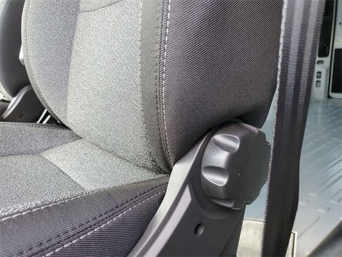 New 2024 RAM ProMaster 3500 w/ Quick Order Package 22G SLT image 16