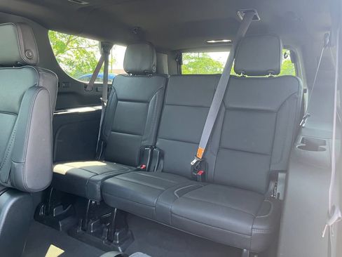 Used 2023 GMC Yukon XL Denali w/ Advanced Technology Package AWD/4WD image 34